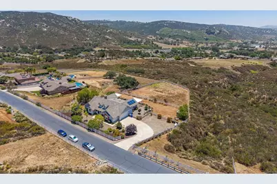 23029 Stokes Road, Ramona, CA 92065 - Photo 10