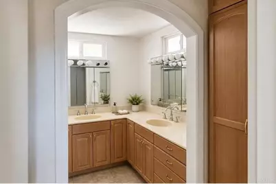 11556 Bridle Path Lane, Lakeside, CA 92040 - Photo 14