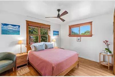 939 Ocean View Avenue, Encinitas, CA 92024 - Photo 18