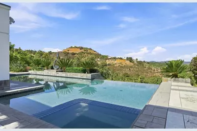 30306 Via Maria Elena, Bonsall, CA 92003 - Photo 40