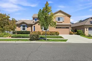 2990 Burnet Dr, Escondido, CA 92027 - Photo 2