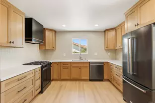361 E Indian Rock Rd, Vista, CA 92084 - Photo 10