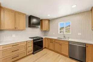 361 E Indian Rock Rd, Vista, CA 92084 - Photo 4