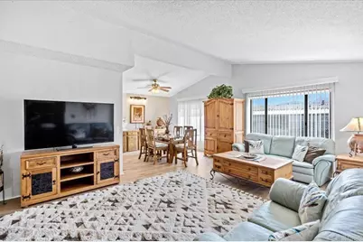 1300 W Menlo Ave #181, Hemet, CA 92543 - Photo 4