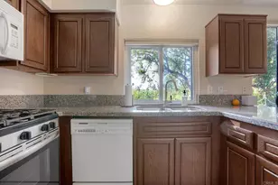 26030 Fox Run Ct, Murrieta, CA 92563 - Photo 14