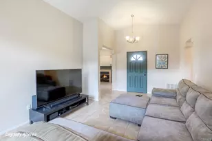 26030 Fox Run Ct, Murrieta, CA 92563 - Photo 8
