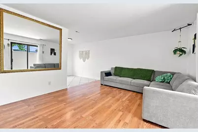 320 Grapevine Rd #102, Vista, CA 92083 - Photo 4