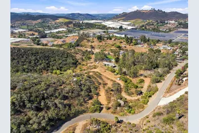 435 Camino Calafia, San Marcos, CA 92069 - Photo 4