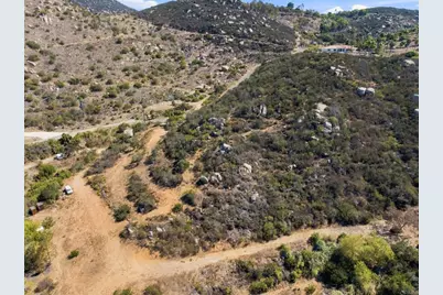 435 Camino Calafia, San Marcos, CA 92069 - Photo 14