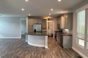 155 Las Flores Dr, San Marcos, CA 92069 - Photo 6