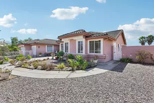 638 Cantara Ln, Vista, CA 92081 - Photo 6
