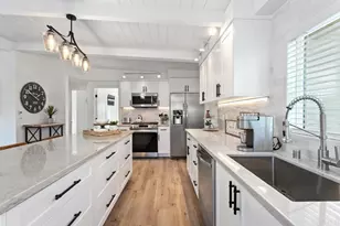 245 Hemlock Ave, Carlsbad, CA 92008 - Photo 16
