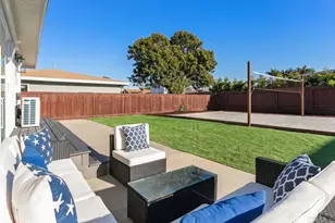245 Hemlock Ave, Carlsbad, CA 92008 - Photo 34