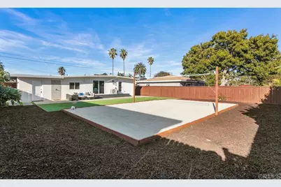 245 Hemlock Avenue, Carlsbad, CA 92008 - Photo 30