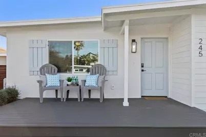 245 Hemlock Avenue, Carlsbad, CA 92008 - Photo 8