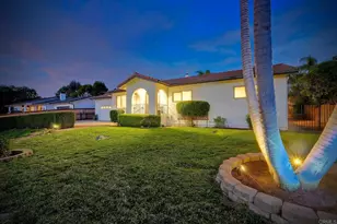 2185 Hawley Dr, Vista, CA 92084 - Photo 1