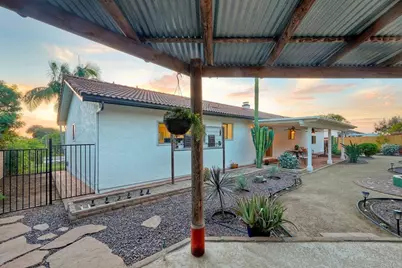 2185 Hawley Drive, Vista, CA 92084 - Photo 32