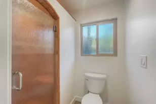 2185 Hawley Dr, Vista, CA 92084 - Photo 20