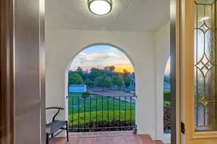 2185 Hawley Dr, Vista, CA 92084 - Photo 4