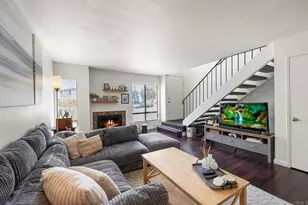 874 Marigold Ct, Carlsbad, CA 92011 - Photo 6