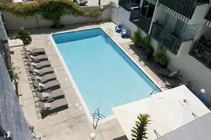 727 Sapphire St, San Diego, CA 92109 - Photo 50