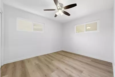 704 Goldenrod Street, Escondido, CA 92027 - Photo 10