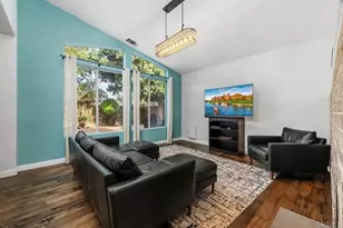 2190 Corte Acebo, Carlsbad, CA 92009 - Photo 10