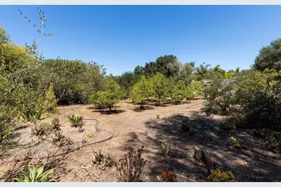 1556 Via Rancho Parkway, Escondido, CA 92029 - Photo 48