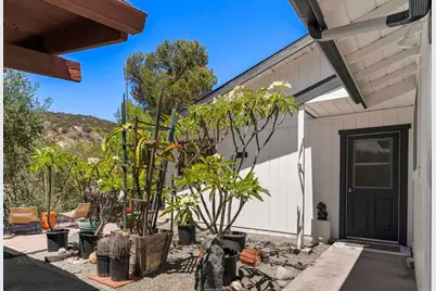 8964 Mount Israel Road, Escondido, CA 92029 - Photo 32