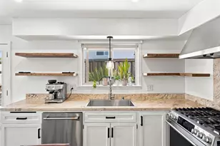 235 Coneflower St, Encinitas, CA 92024 - Photo 6