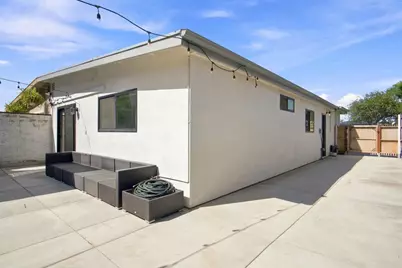 235 Coneflower Street, Encinitas, CA 92024 - Photo 20