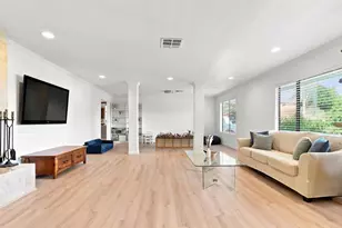 3056 Overhill Dr, Vista, CA 92084 - Photo 4