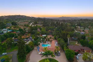 886 Singing Trails Dr, El Cajon, CA 92019 - Photo 4