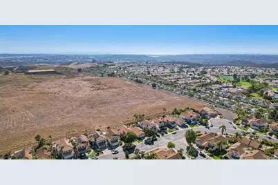 2124 Redwood Crst, Vista, CA 92081 - Photo 30