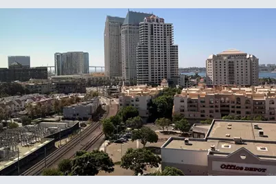 888 W E Street #1203, San Diego, CA 92101 - Photo 2