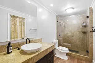 8346 Via Sonoma, La Jolla, CA 92037 - Photo 18