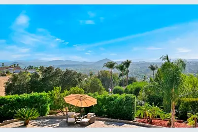 1118 Orangewood Drive, Escondido, CA 92025 - Photo 60