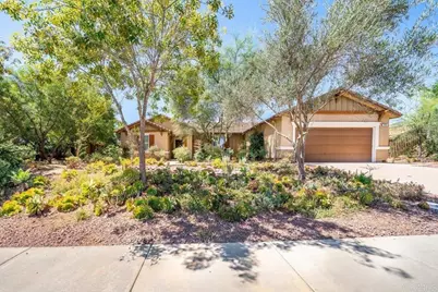 352 Tom McGuinness Jr Circle, Fallbrook, CA 92028 - Photo 2