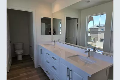 725 Kingbird Loop, Oceanside, CA 92058 - Photo 18