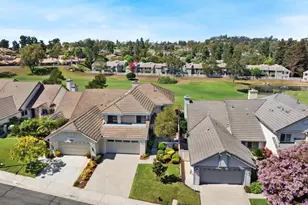 1762 Spyglass Cir, Vista, CA 92081 - Photo 2