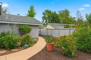 745 Blackhawk Cir, Vista, CA 92081 - Photo 40