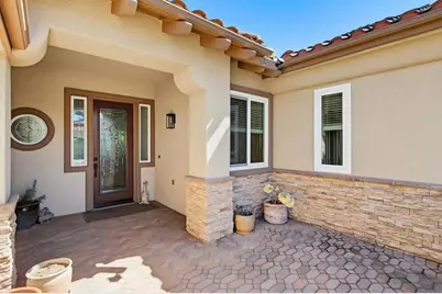 2194 Stone Castle, Fallbrook, CA 92028 - Photo 8