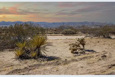 62048 Golden Street, Joshua Tree, CA 92252 - Photo 32
