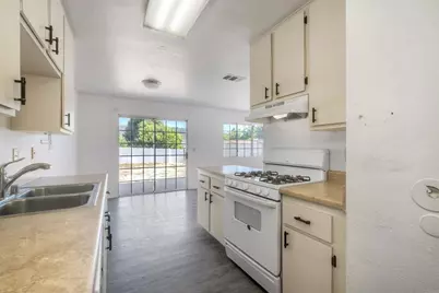 408 410 Shirley Drive, San Marcos, CA 92069 - Photo 12