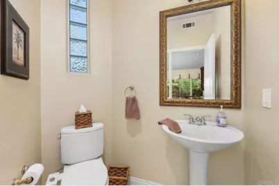 1689 Robin Place, Carlsbad, CA 92011 - Photo 4