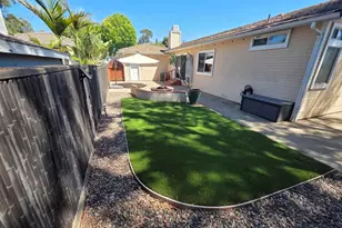 2359 Mapleleaf Dr, Vista, CA 92081 - Photo 24