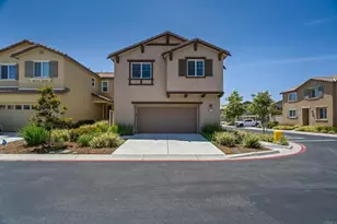 5474 Starlight Pl, Bonsall, CA 92003 - Photo 2