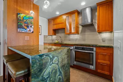 727 Sapphire Street #208, San Diego, CA 92109 - Photo 4