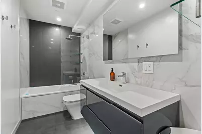 727 Sapphire Street #208, San Diego, CA 92109 - Photo 24