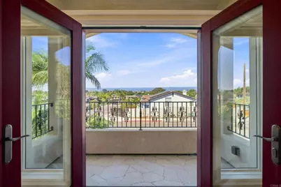 799 Hygeia Avenue, Encinitas, CA 92024 - Photo 12